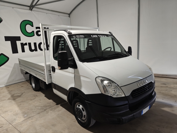 Iveco Daily 35c13 con cassone fisso (VENDUTO) Veicoli Commerciali