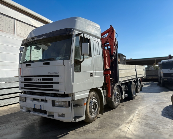 Iveco Magirus LD240 con gru Fassi F230.24 Veicoli Industriali